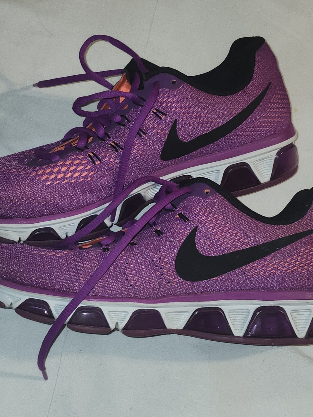 Nike Womens Air Max Tailwind 8 Air Max Purple Running Shoes Sneakers Size 9 1/2